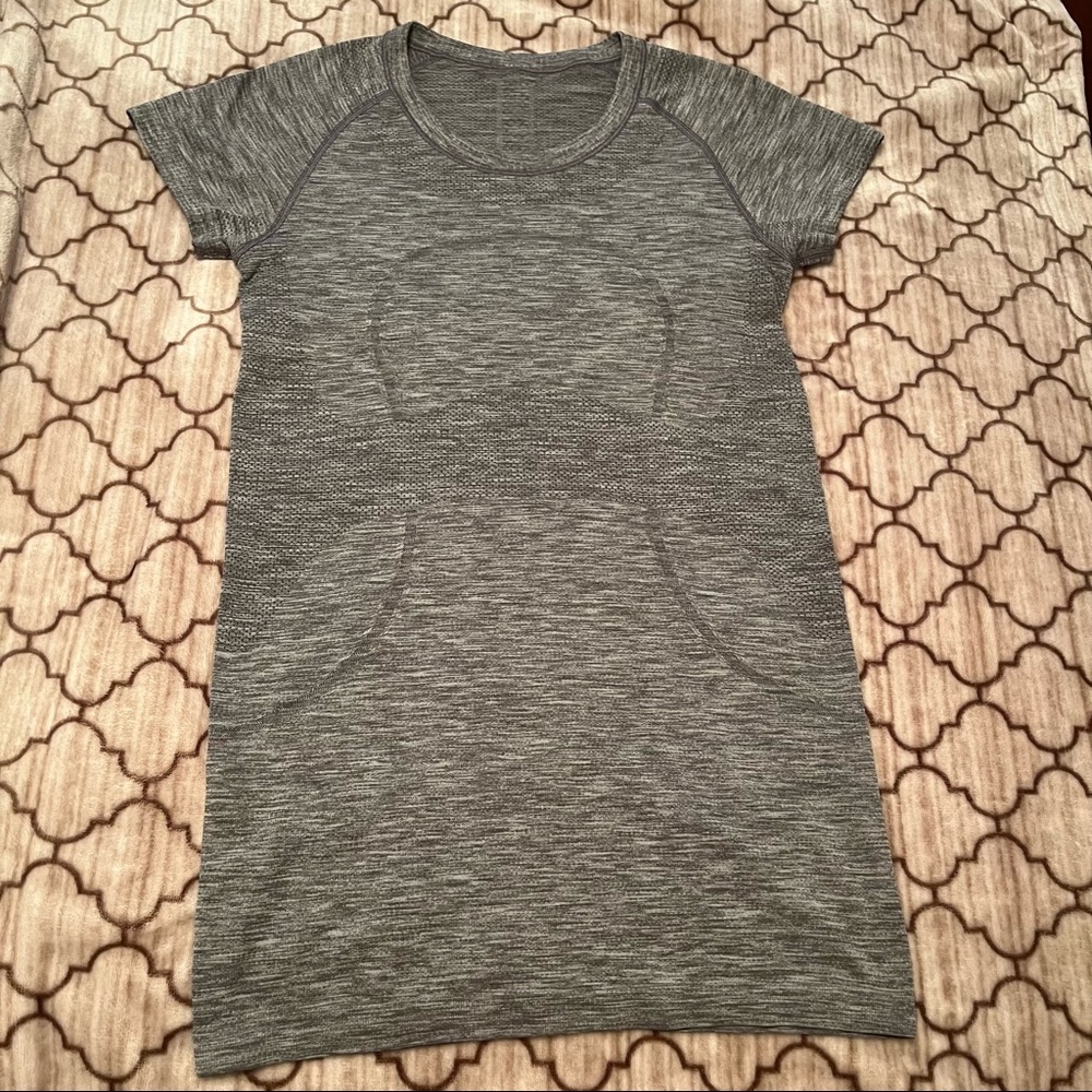 Lululemon grey swiftly tee